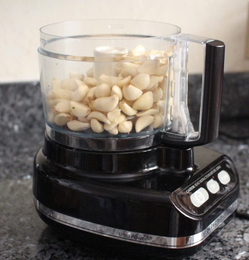 Peeled Garlic in Food Processor