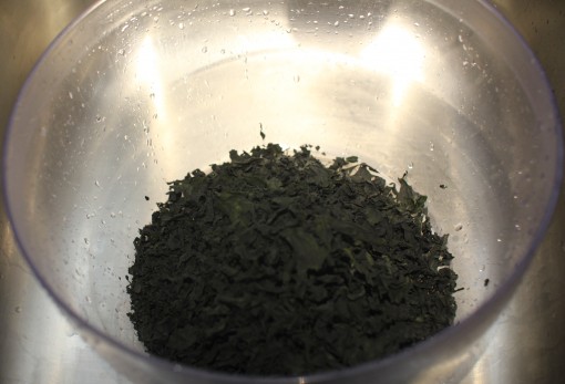 dried seaweed in a bowl