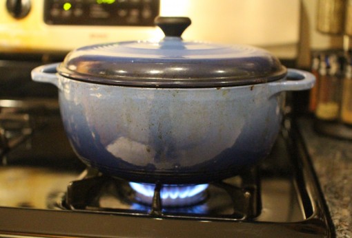 covered dutch pan